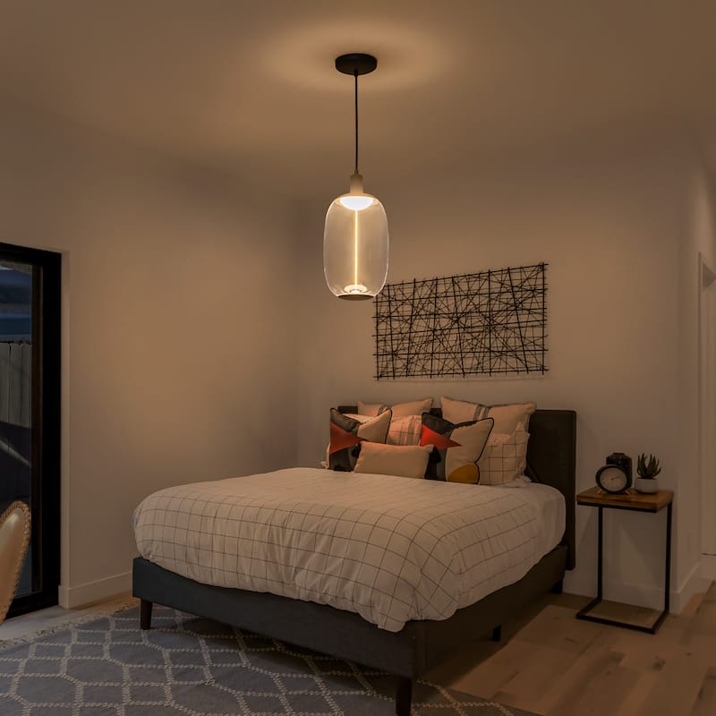 1 Light Clear Plastic Linear Magnetic LED Strip Pendant Lighting