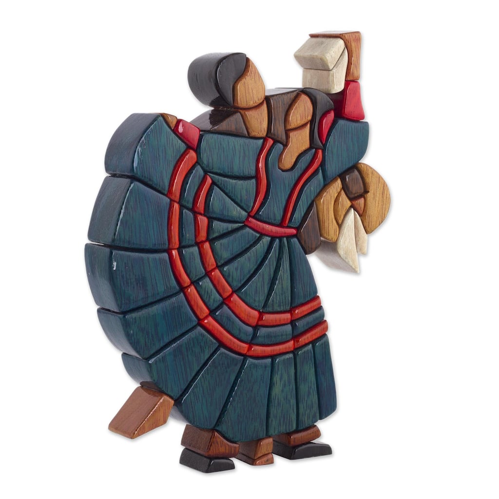 Cedar/ Mahogany Dance of Romance Sculpture