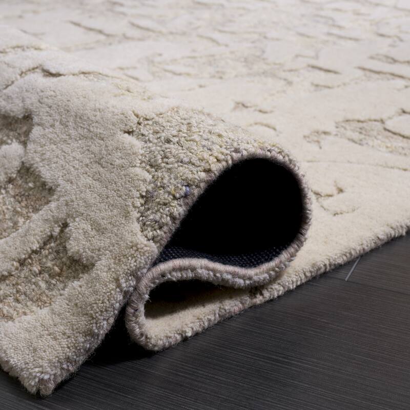 SAFAVIEH Handmade Harvest Ivica Wool Rug