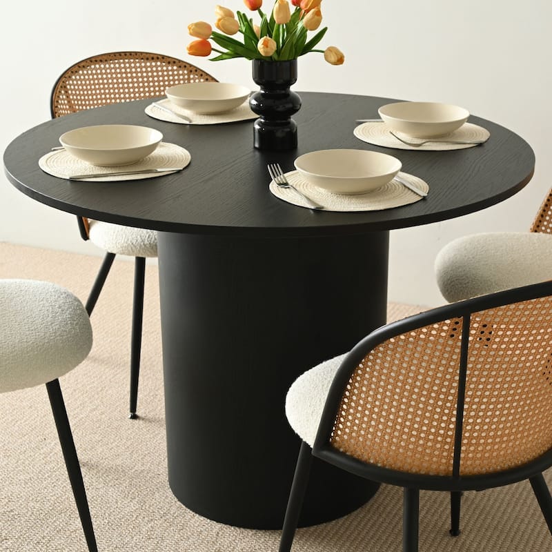 42" Round Pedestal Dining table