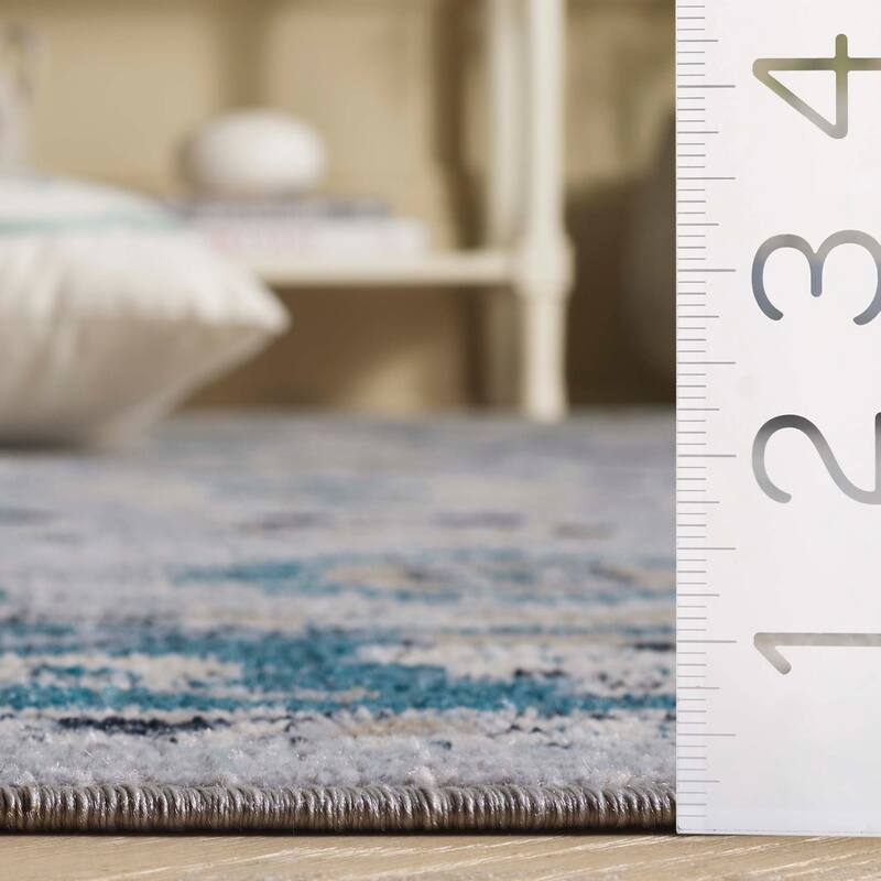 SAFAVIEH Bayside Machine Washable Shweta Oriental Rug