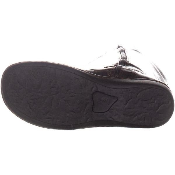 born wide shoes