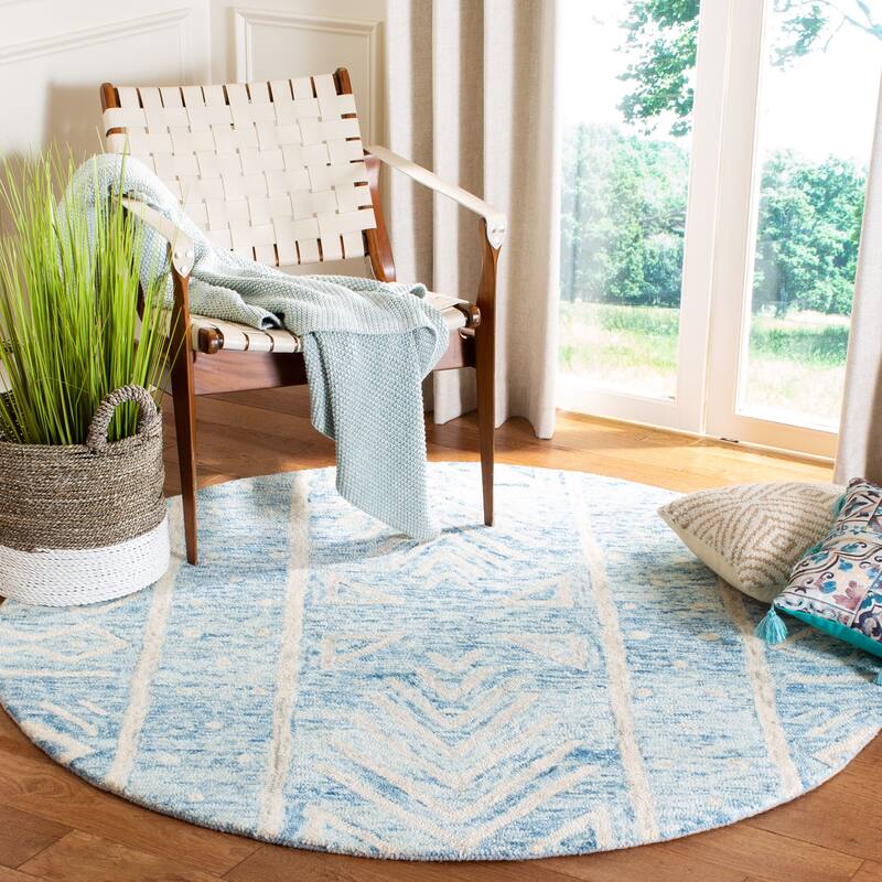 SAFAVIEH Handmade Chatham Vineta Modern Wool Rug - 5' Round - Blue/Ivory