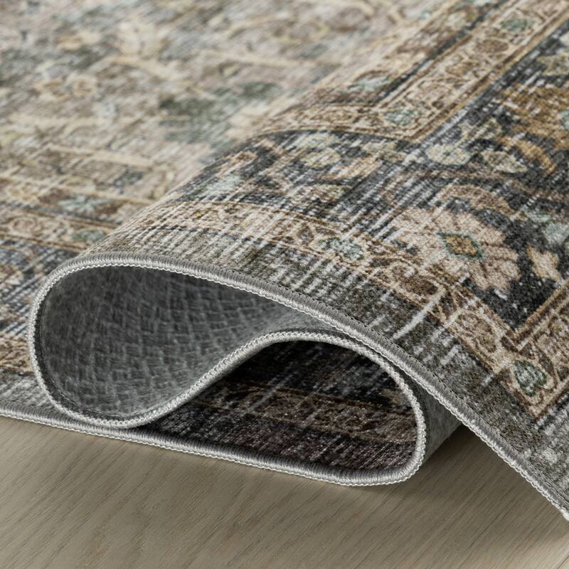 Nuloom Azrielle Traditional Floral Washable Area Rug