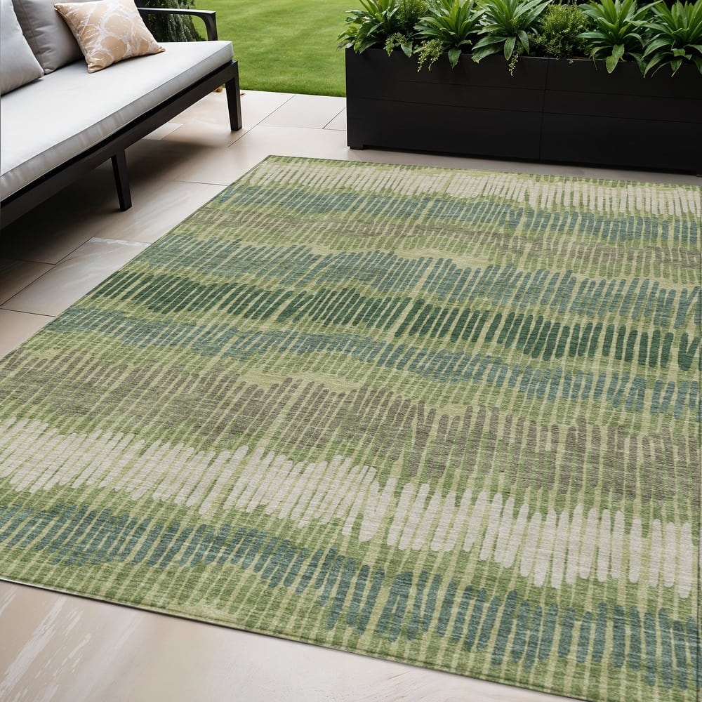HomeRoots Striped Transitional Rectangle Outdoor Rug