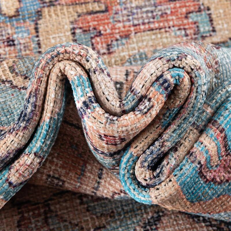Transitional Pria Collection Area Rug