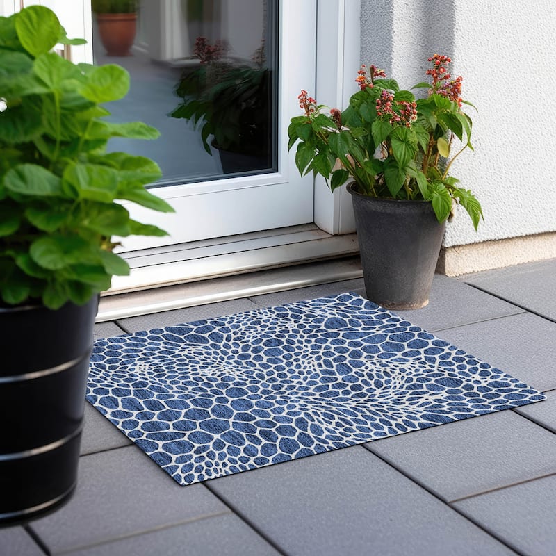 Machine Washable Indoor/ Outdoor Chantille Animal Print Rug - Navy - 1'8" x 2'6"
