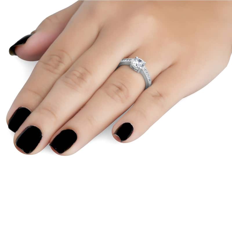 Vintage Diamond Engagement Ring 1 Carat White Gold Round Brilliant Cut