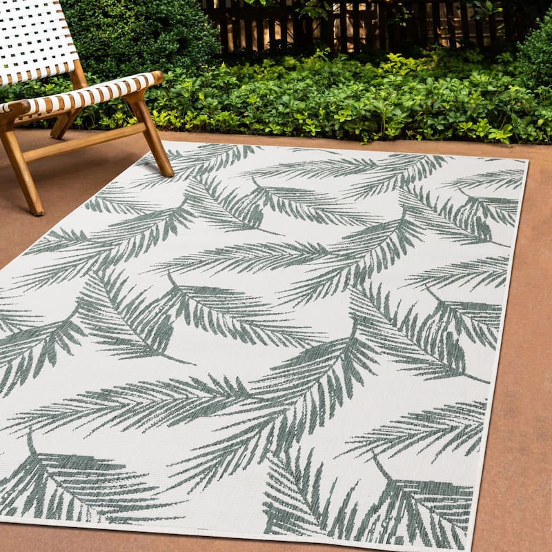 Green Cream Reversible Leaves Indoor/Outdoor Area Rug