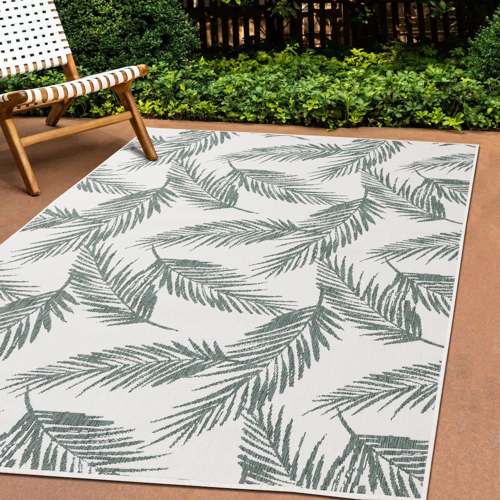 Green Cream Reversible Leaves Indoor/Outdoor Area Rug