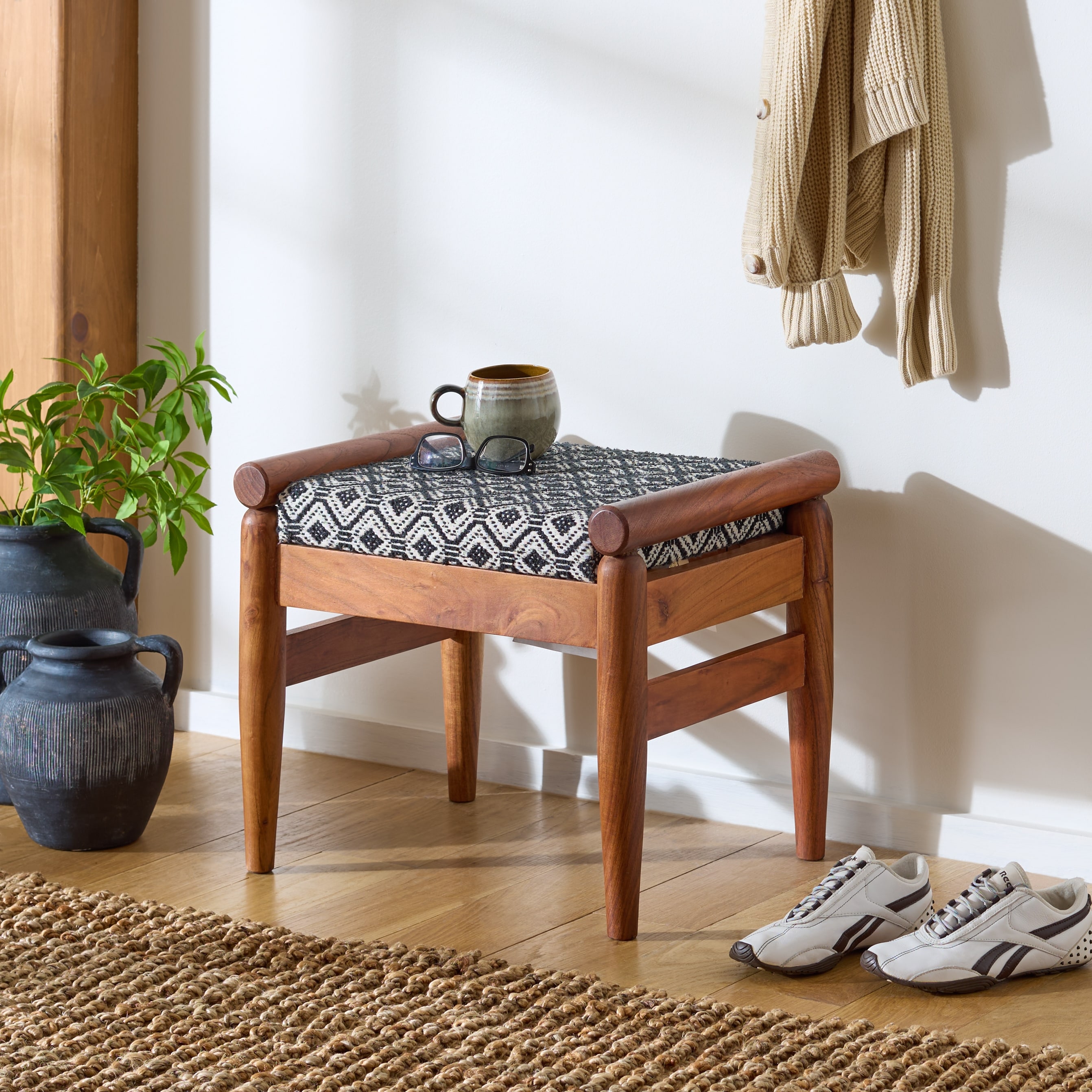 SAFAVIEH-Elmar-Ottoman-Seat-