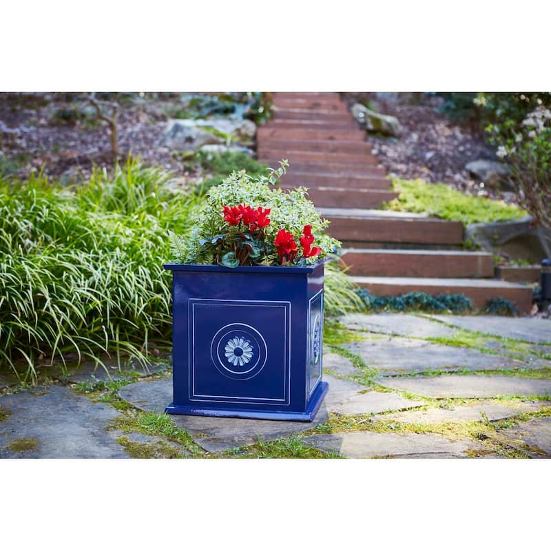 Southern Patio Colony 16-inch Square Country Planter