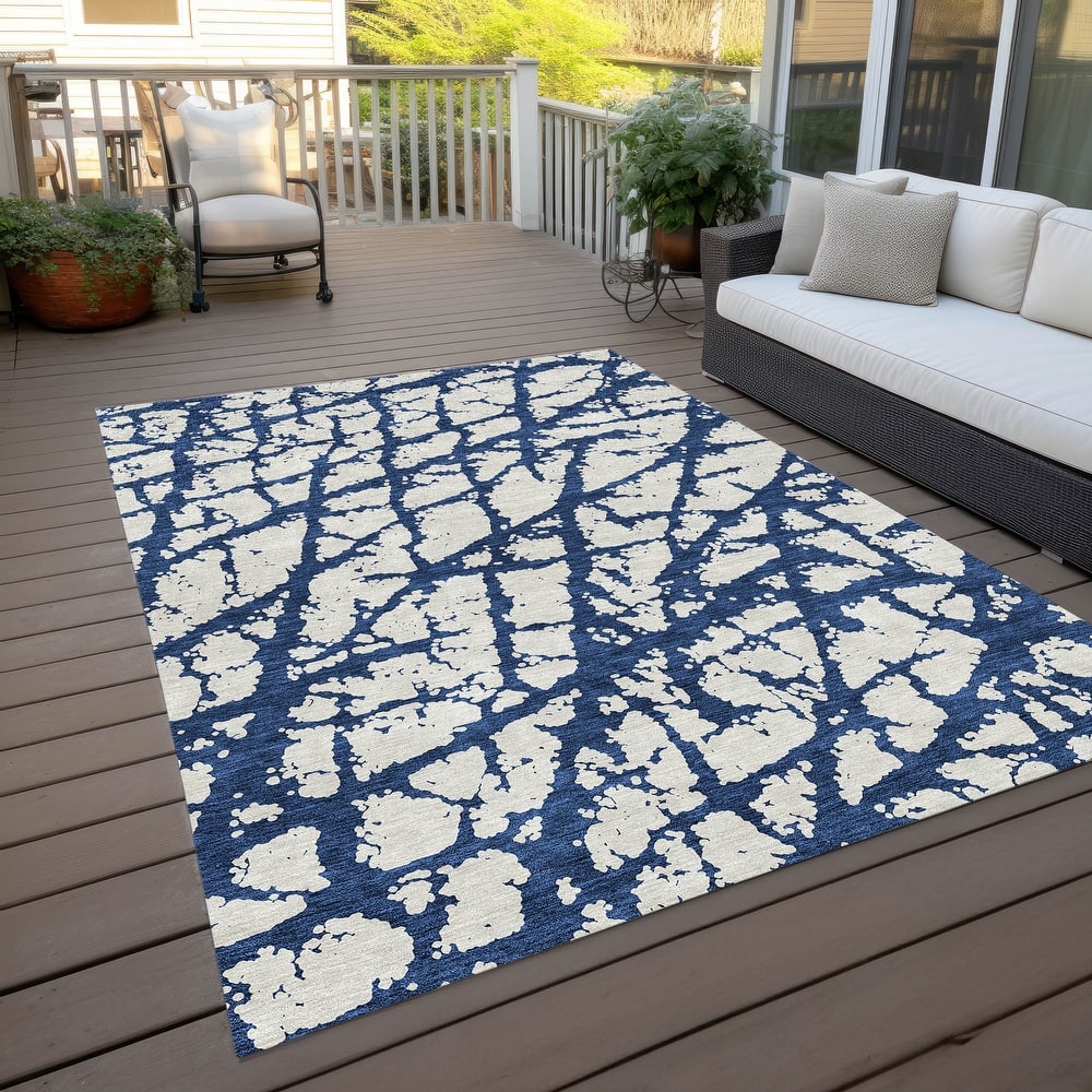Machine Washable Indoor/ Outdoor Abstract Contemporary Chantille Rug