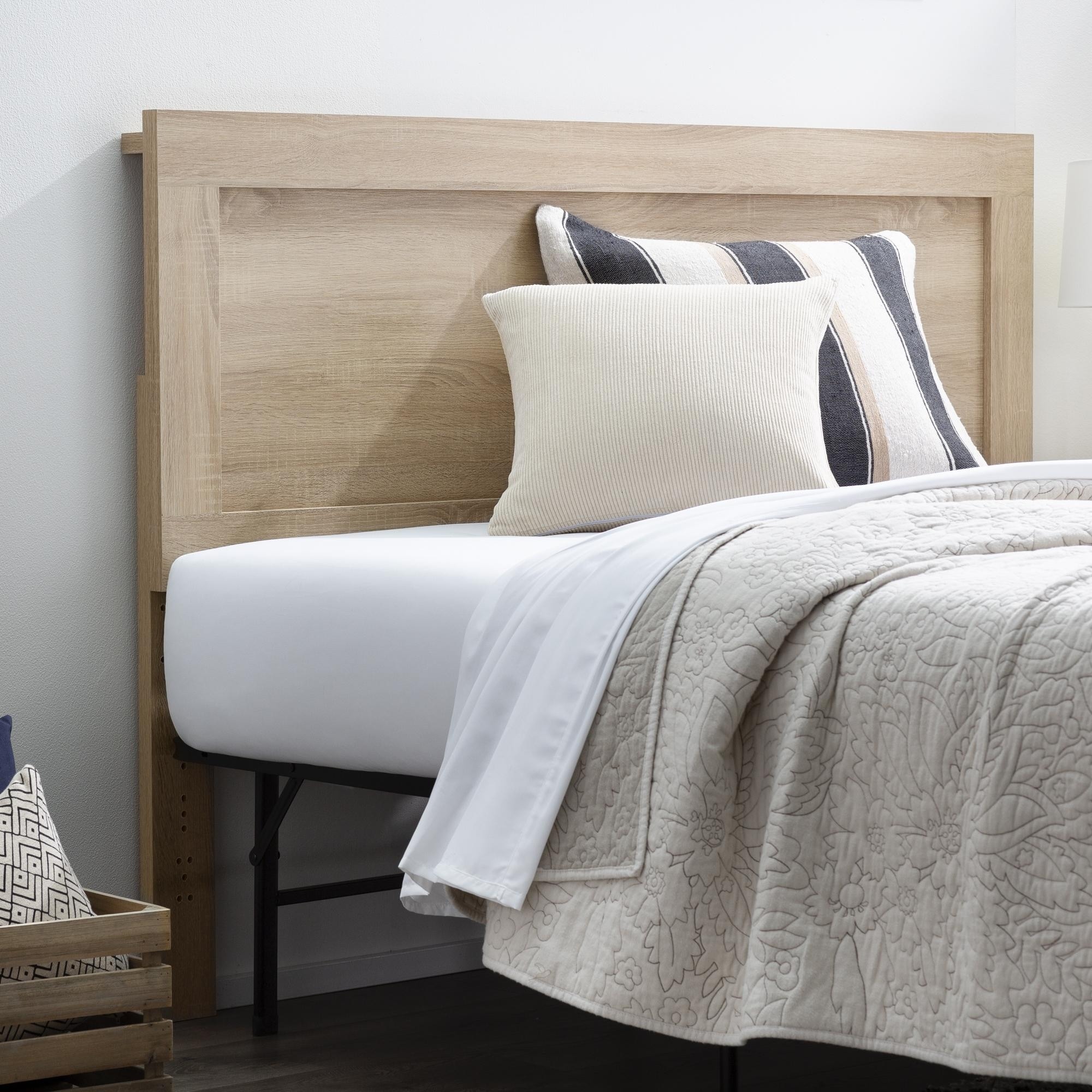 Brookside leah top classic wood headboard