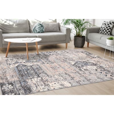 Florence Collection - Pink/Cream Patchwork Rug - 4'7" x 6'7"
