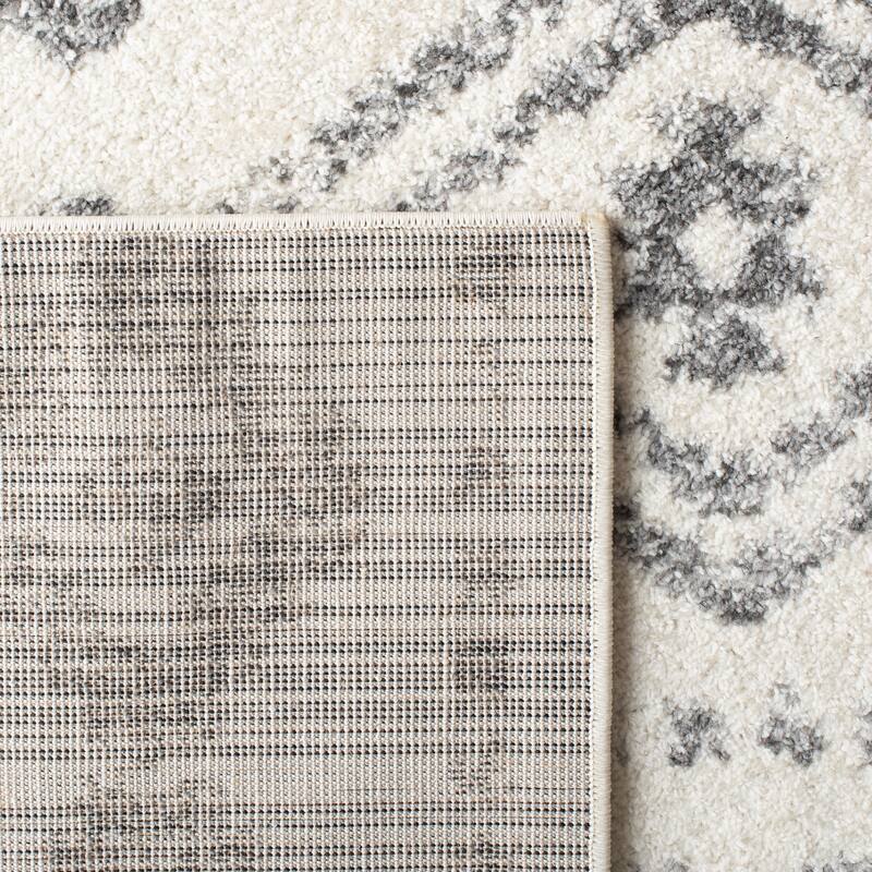 SAFAVIEH Tulum Marjorie Moroccan Boho Rug