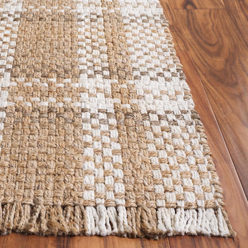 SAFAVIEH Hand-Woven Natural Fiber Trisha Casual Jute Rug