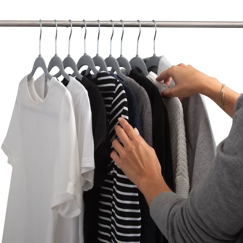 Simplify 25 Pack Slim Velvet Suit Hangers in Grey - 9"x 17.70" x 0.16"