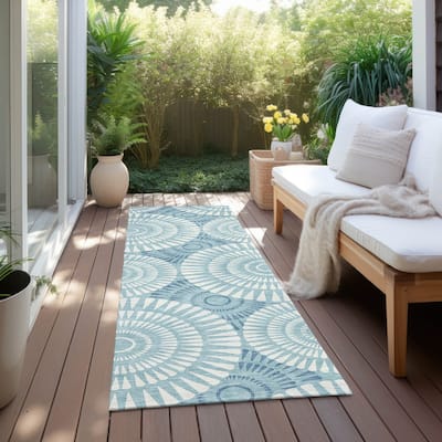 Machine Washable Indoor/ Outdoor Chantille Modern Burst Rug