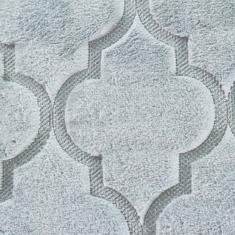 FauxFur Moroccan Design 7-piece Embroidered Quilt Set
