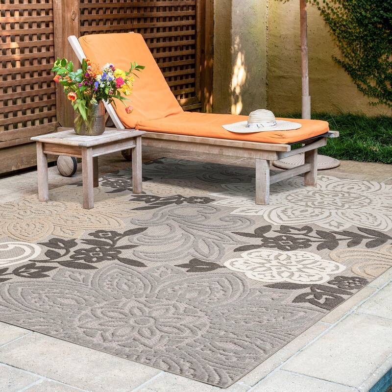 Origin Coastal Floral Indoor/Outdoor Area Rug - 7'11'' x 10'3'' - Beige/Gray