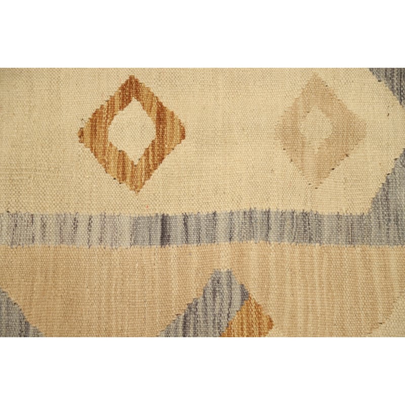 Hand Woven Oriental 100% Wool Carpet Southwestern Tribal Beige & Ivories Kilim Area Rug - 5' 6'' X 3' 8''