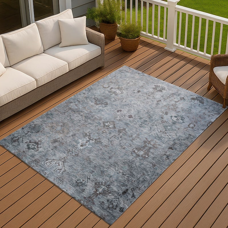 Machine Washable Indoor/ Outdoor Traditional Serenity Chantille Rug - Blue - 2'6" x 3'10"