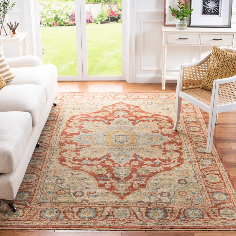 SAFAVIEH Hand-Knotted Izmir Lavdi Traditional Wool Rug