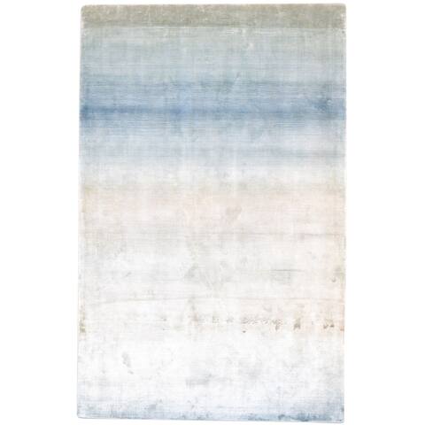One of a Kind Hand-Woven Modern 5' x 8' Ombre Silk Silver Rug - 5' x 8'