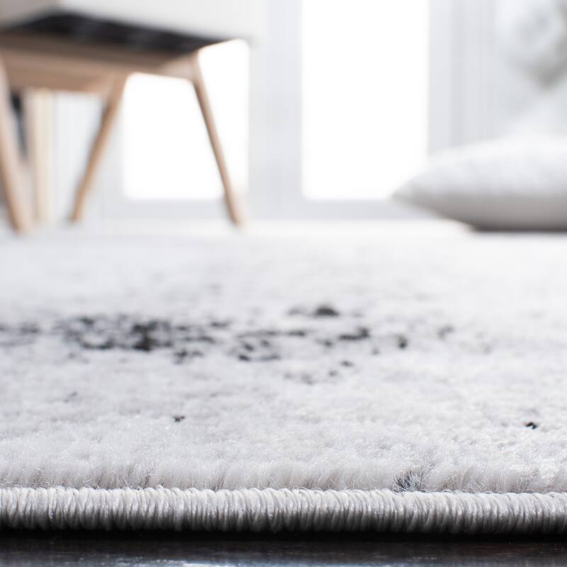 SAFAVIEH Skyler Lular Modern Abstract Rug