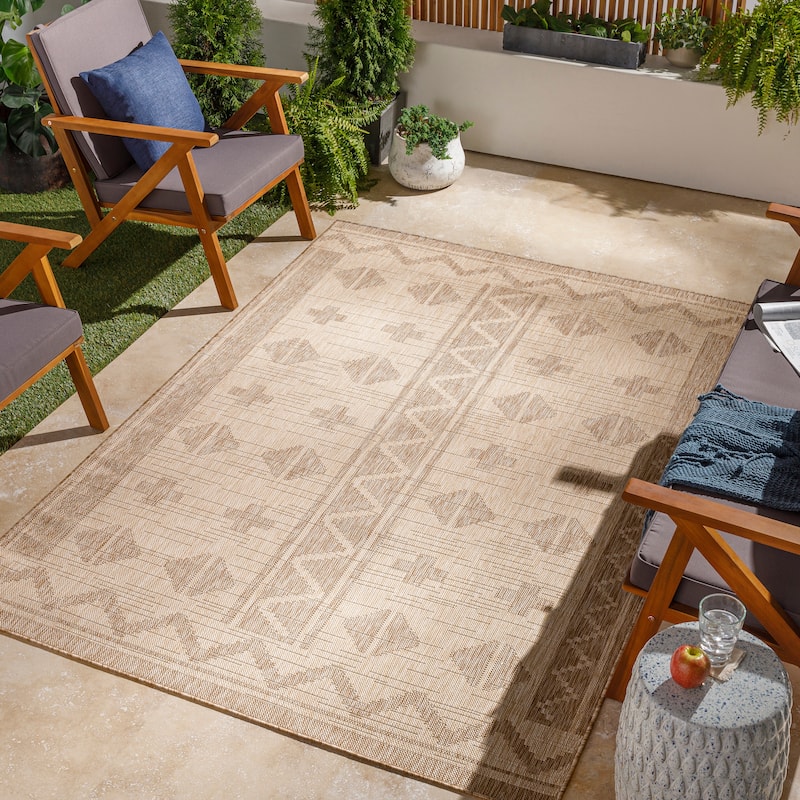 Livabliss Kyrah Boho Geometric Indoor/ Outdoor Area Rug - 6'7" x 9' - Beige/Cream