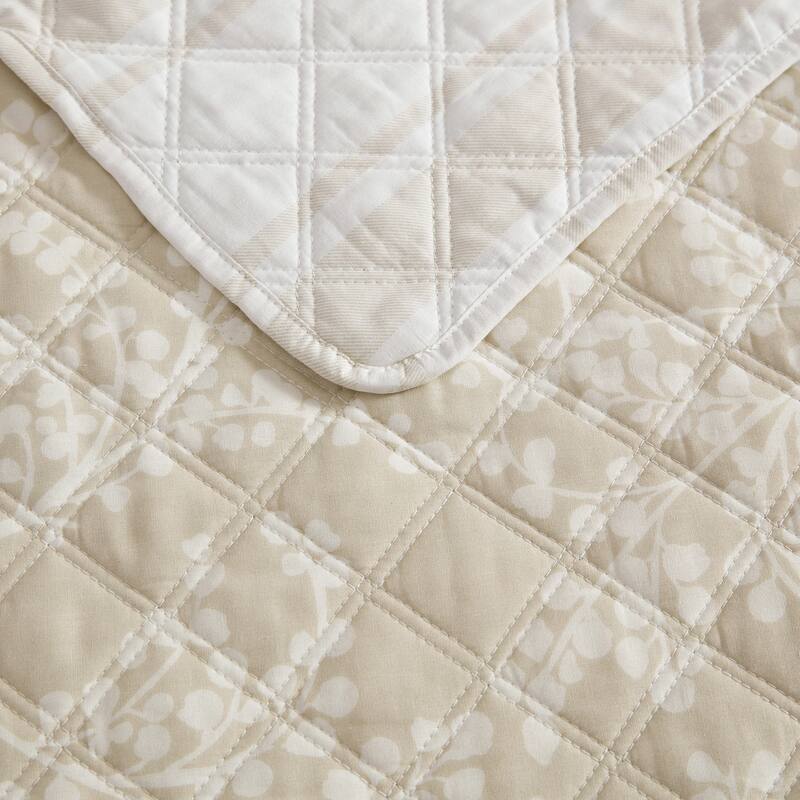 Martha Stewart Layered Branches Cotton Reversible Beige Quilt Set