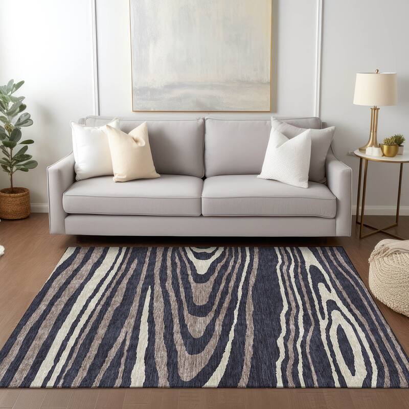 Machine Washable Indoor/ Outdoor Abstract Illusion Chantille Rug