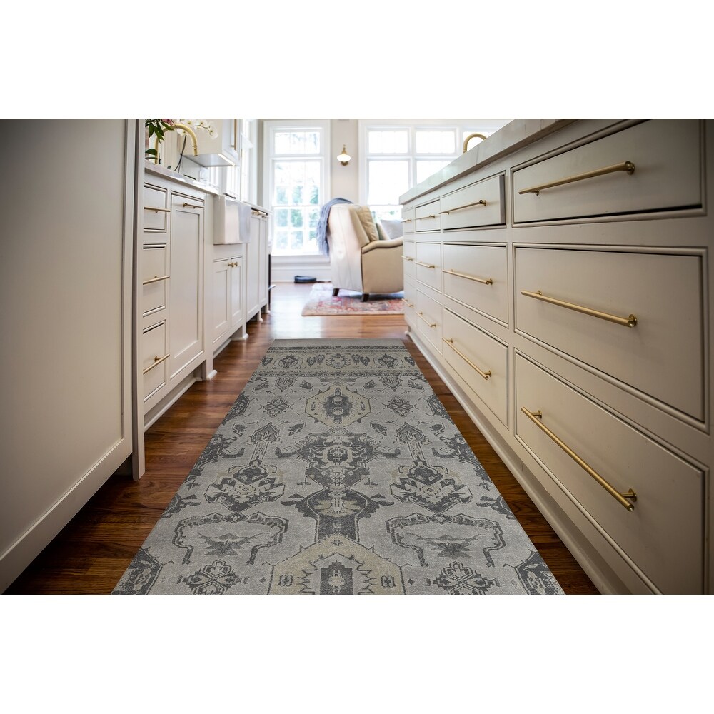 https://ak1.ostkcdn.com/images/products/is/images/direct/fe1e702128c72d2fbf3bfb452c72f469e4bd02f2/MAHAL-IVORY-Kitchen-Runner-By-Kavka-Designs.jpg