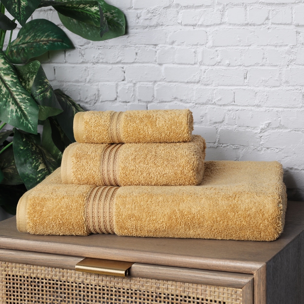 Gold bath towels deals