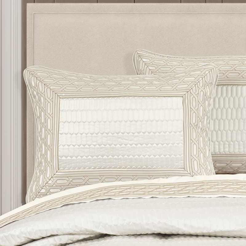 J. Queen New York Metropolitan Comforter Set - California King