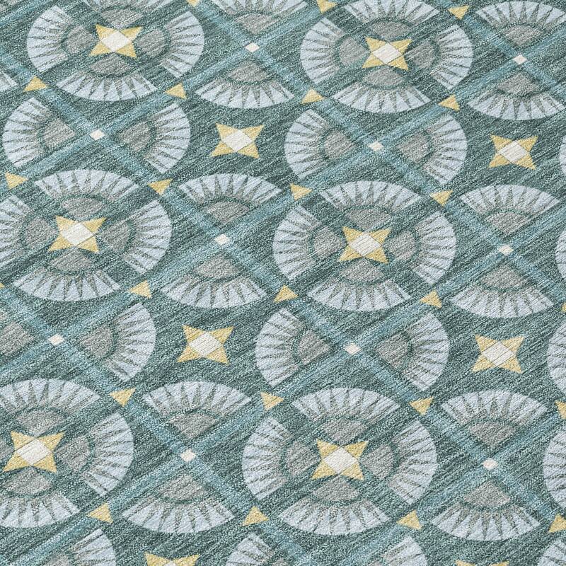 Machine Washable Indoor/ Outdoor Modern Roeland Chantille Rug