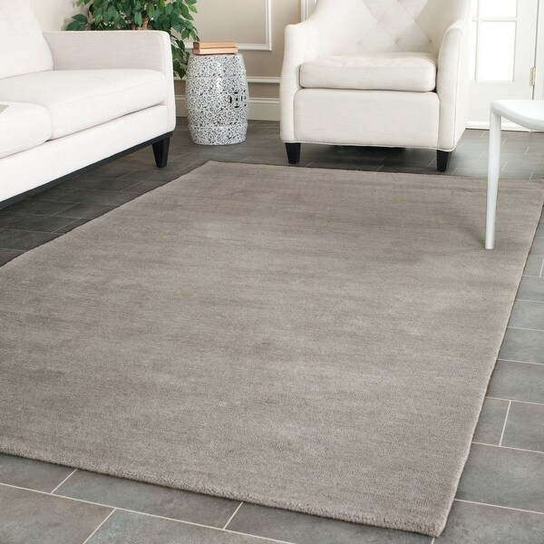 Safavieh Handmade Himalaya Kaley Modern Wool Rug. Opens flyout.
