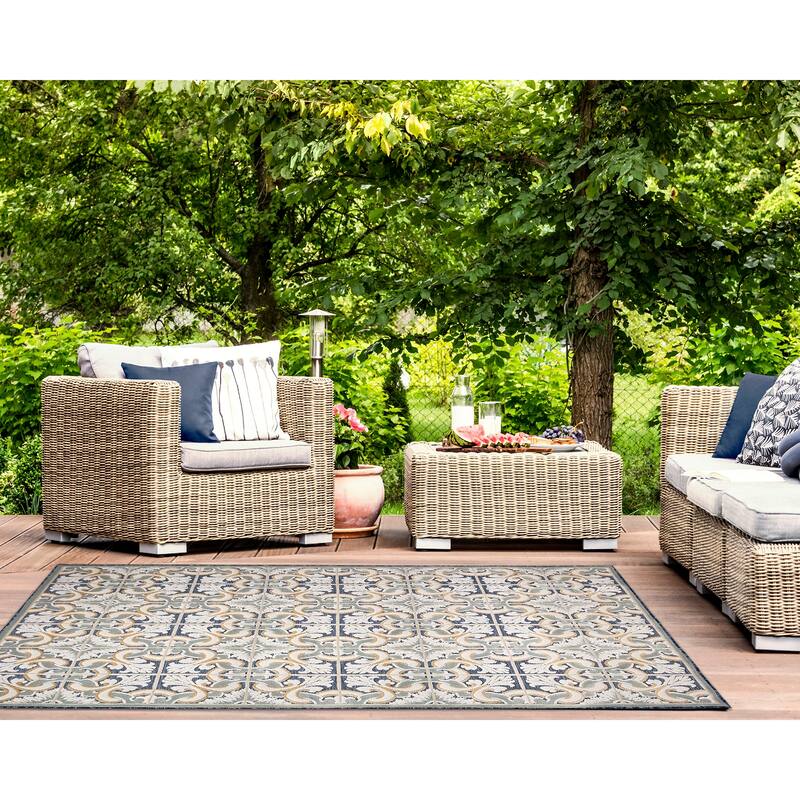 Liora Manne Canyon Floral Tile Indoor/Outdoor Rug