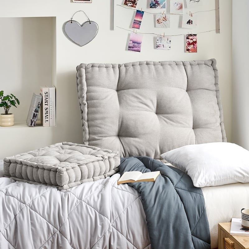 Rainha® - Classic Tufted College Headboard