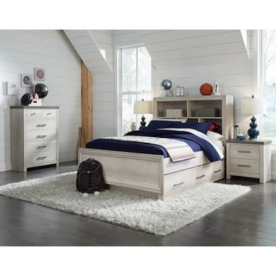 Transitional Farmhouse Whitewash Wood Storage Bed