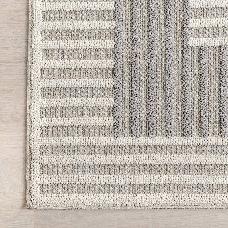 Nuloom Nicka Striped Border Machine Washable Area Rug