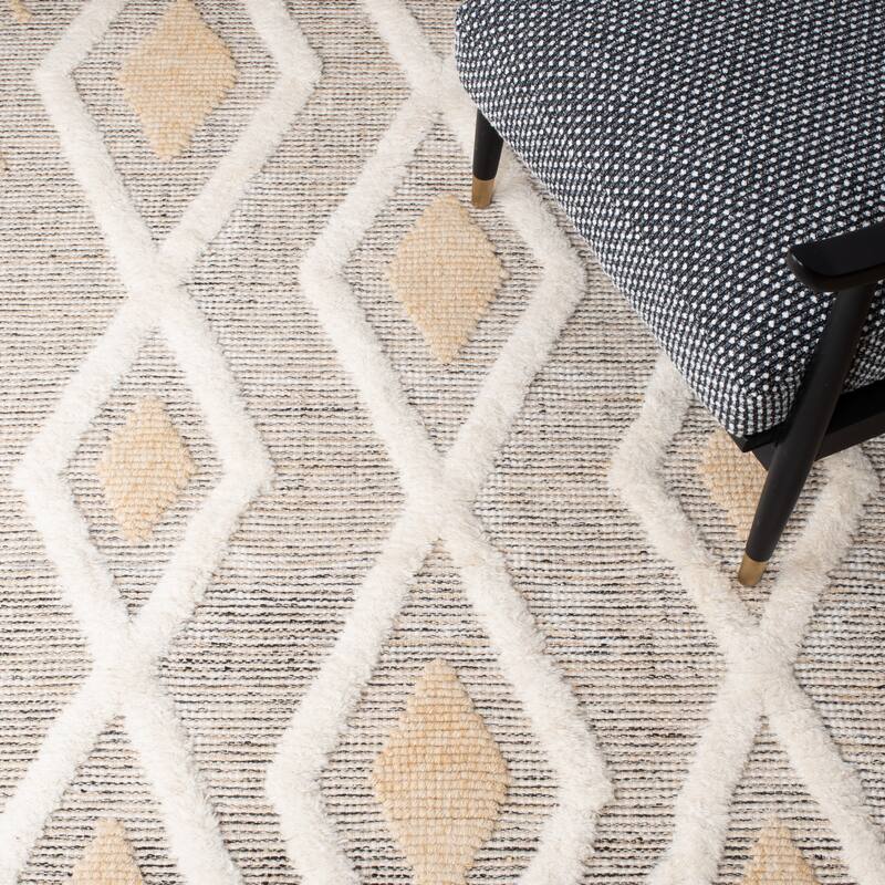 SAFAVIEH Handmade Vermont Sebrina Boho Wool Rug