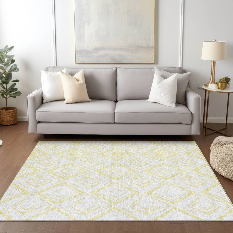 Machine Washable Indoor/ Outdoor Chantille Diamonds Ombre Rug