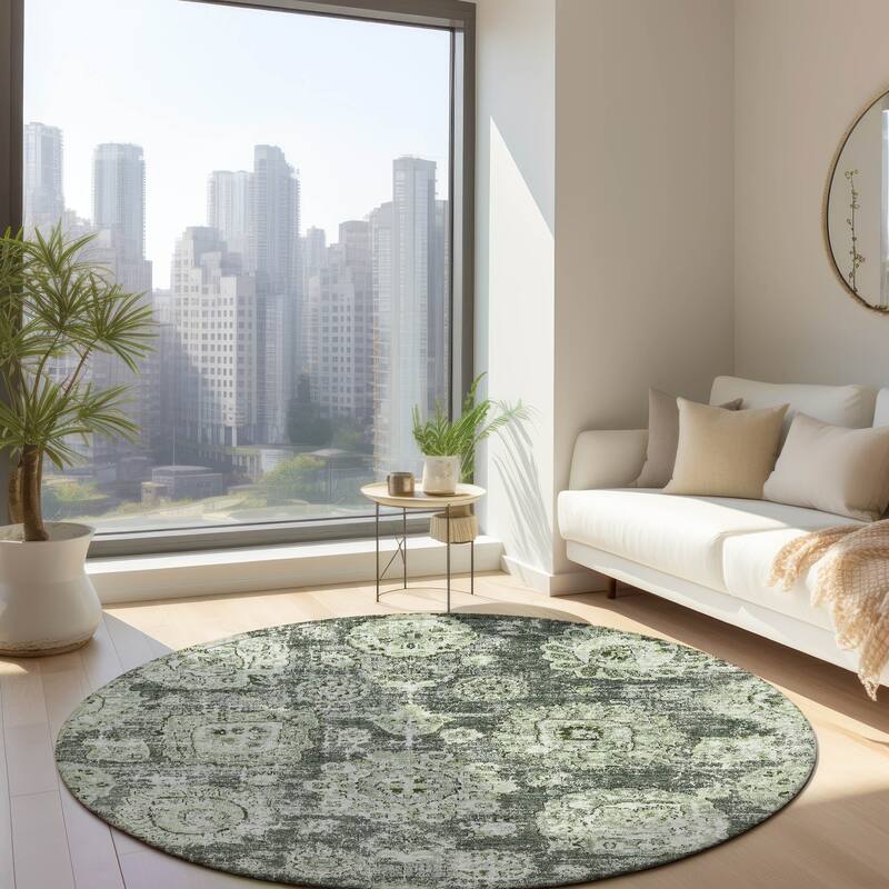 Machine Washable Indoor/ Outdoor Chantille Vintage Persian Rug - Aloe - 8' x 8'