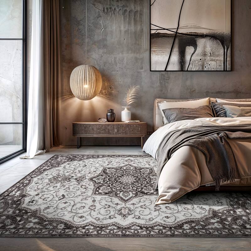 Traditional Medallion Area Rug