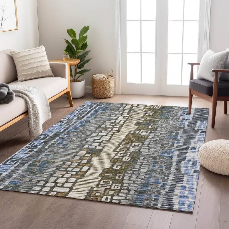 Machine Washable Indoor/ Outdoor Geo Mosaic Chantille Rug