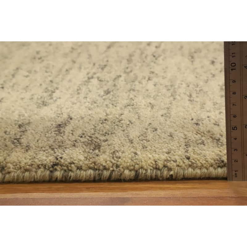 Hand Knotted Oriental 100% Wool Carpet Modern Modern Beige & Ivories Gabbeh Area Rug - 7' 10'' X 5' 8''