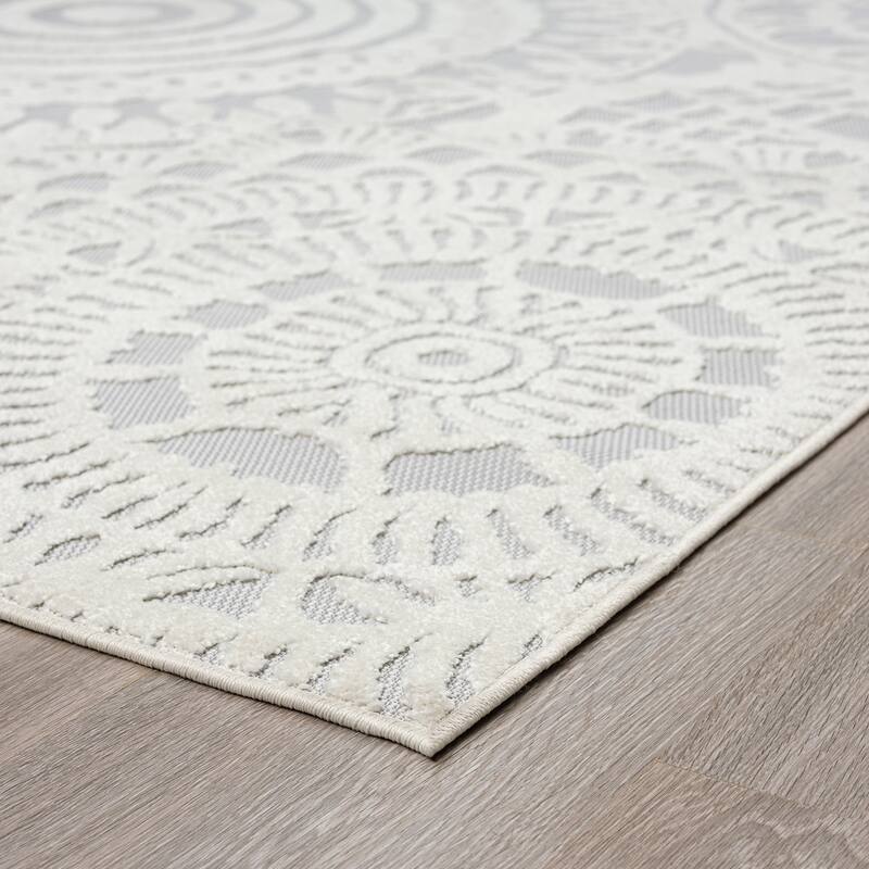 Cruise Bohemian & Eclectic Geometric Indoor/Outdoor Area Rug