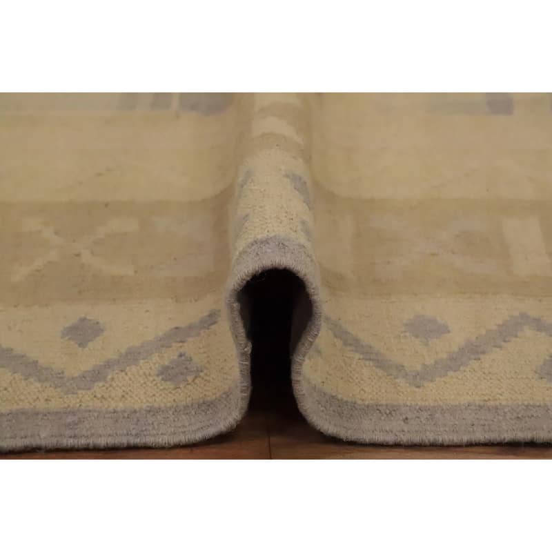 Hand Woven Oriental 100% Wool Carpet Southwestern Tribal Beige & Ivories Kilim Area Rug - 9' 6'' X 6' 8''